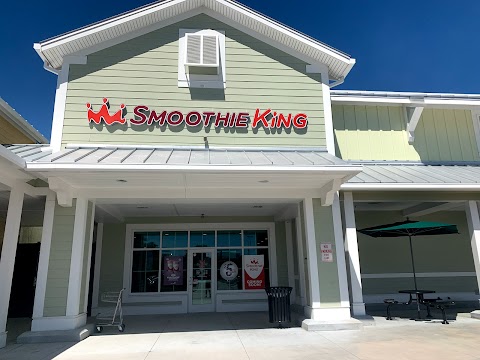 Exterior of Smoothie King