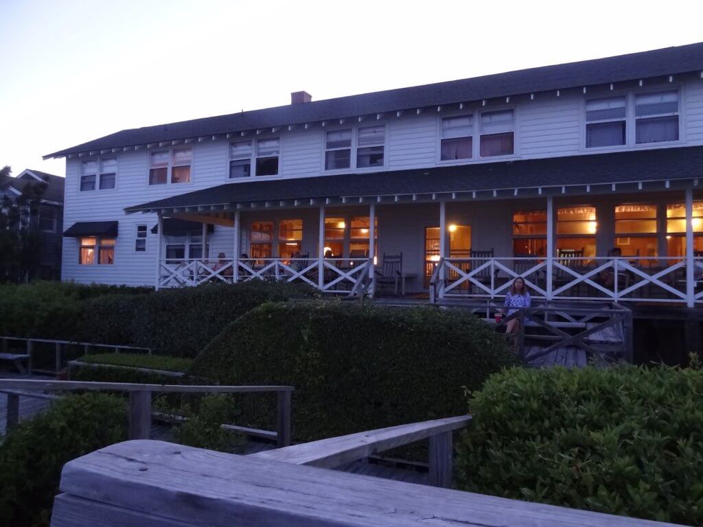Sea view inn at dusk-onlypawleys