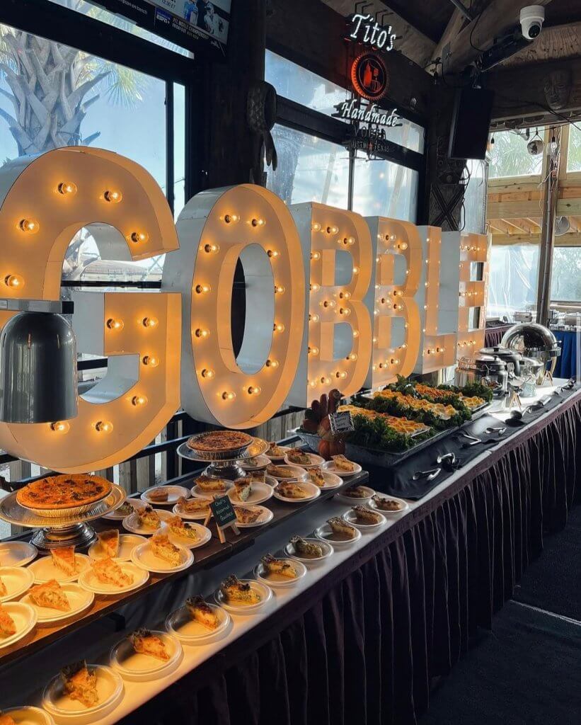 Wahoos thanksgiving buffet-onlypawleys
