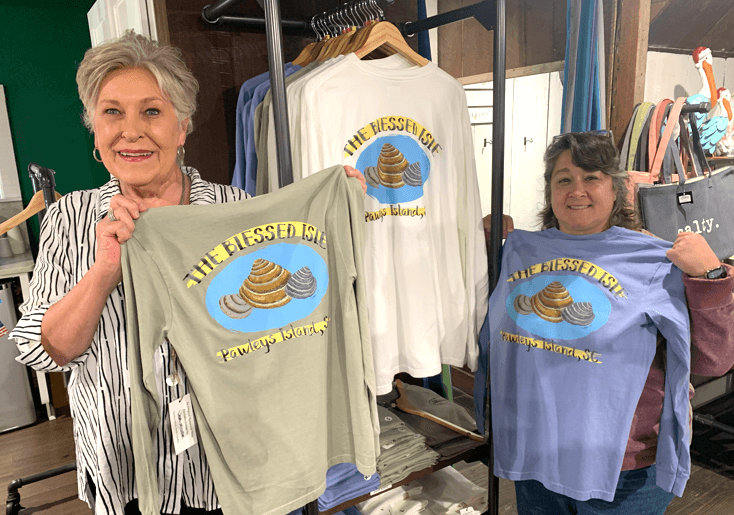 Vida and alora holding shirts reduced-onlypawleys
