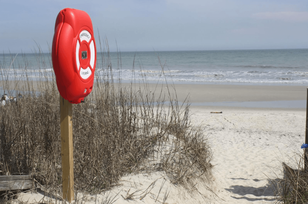 Pawleys with life saver-onlypawleys